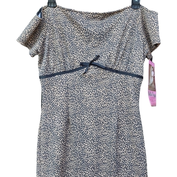NWT Bettie Page sz 4 Queen of Pinups animal Cheetah print off shoulder dress - Picture 5 of 15